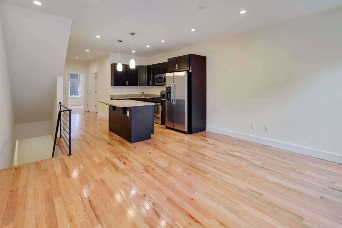 Apartment for rent at 1537 Ogden St, Philadelphia, PA 19130