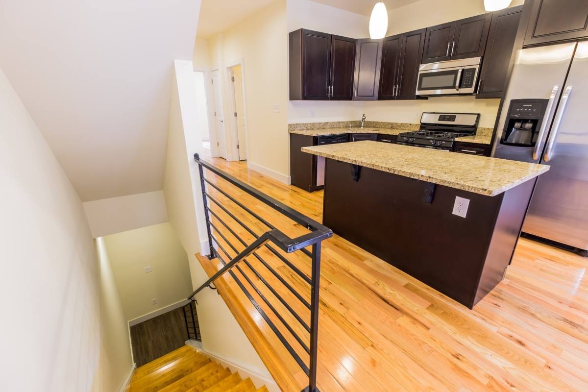 Apartment for rent at 1537 Ogden St, Philadelphia, PA 19130