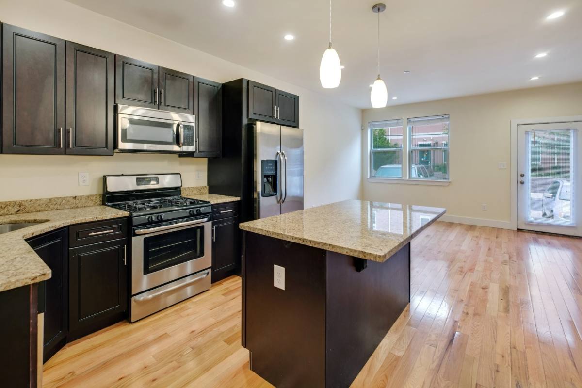 Apartment for rent at 1537 Ogden St, Philadelphia, PA 19130