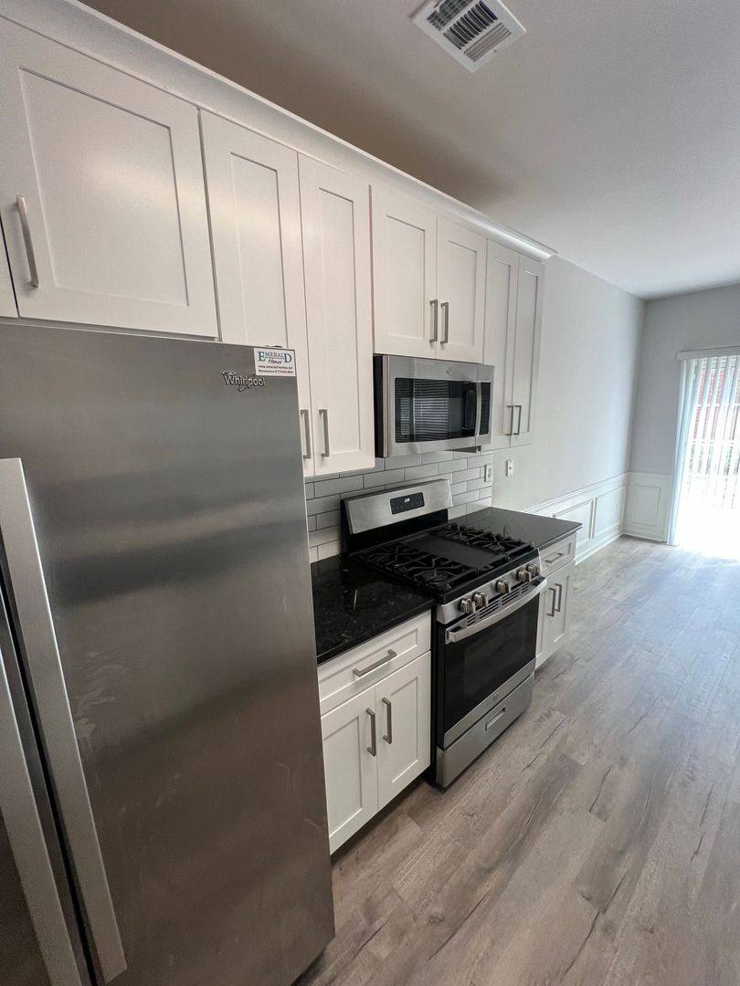 Townhouse for rent at 2048 Fosco Dr, Duluth, GA 30097