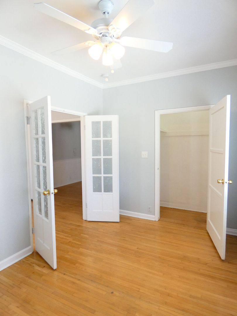 Apartment for rent at 2344 Chestnut Ave, Long Beach, CA 90806