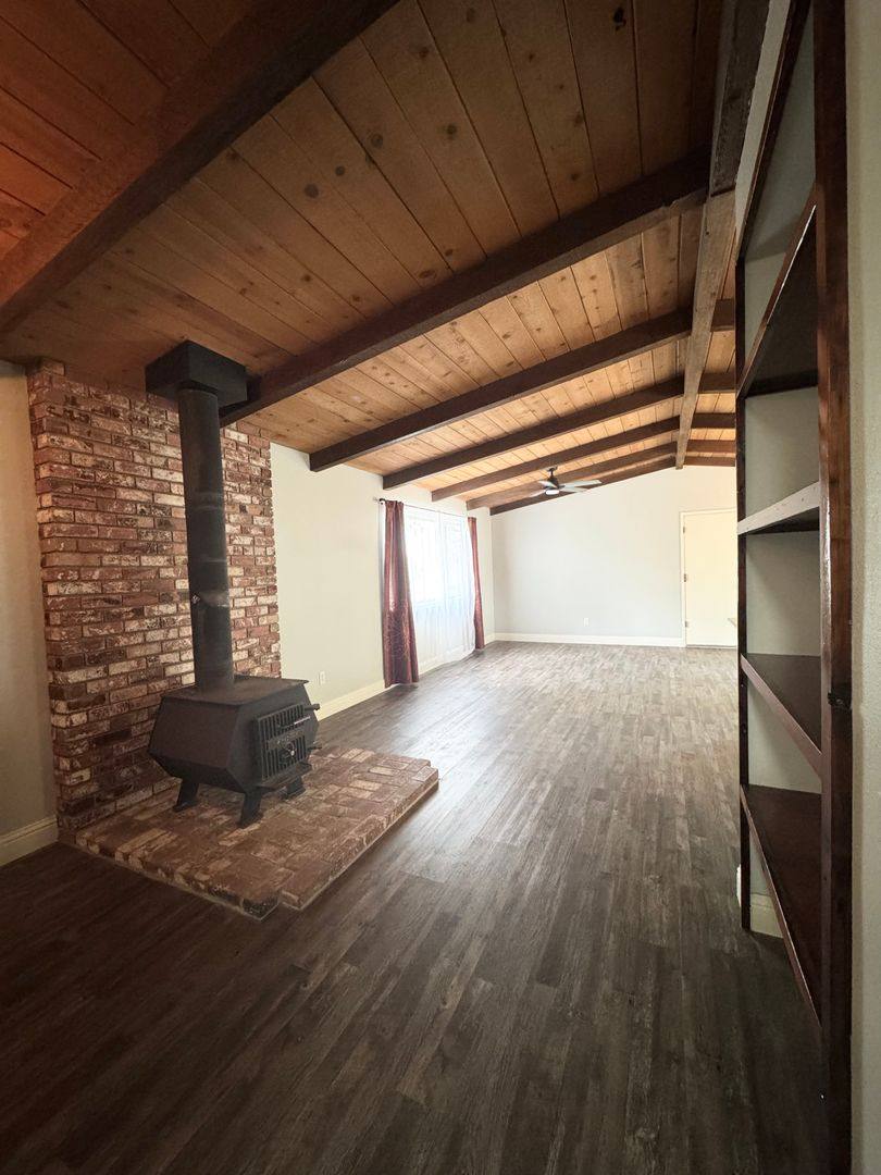 House for rent at 1502 Cottonwood Ave, Redding, CA 96001