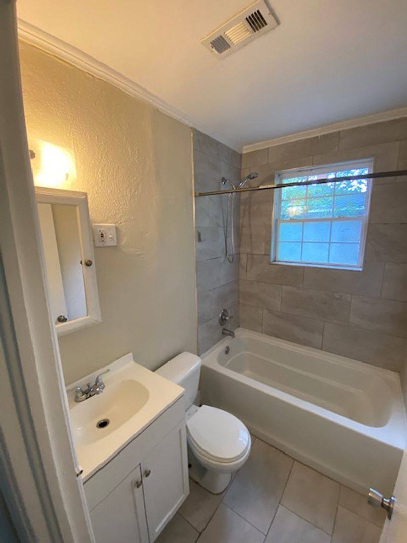 Apartment for rent at 2902-04 Park St, Columbia, SC 29201