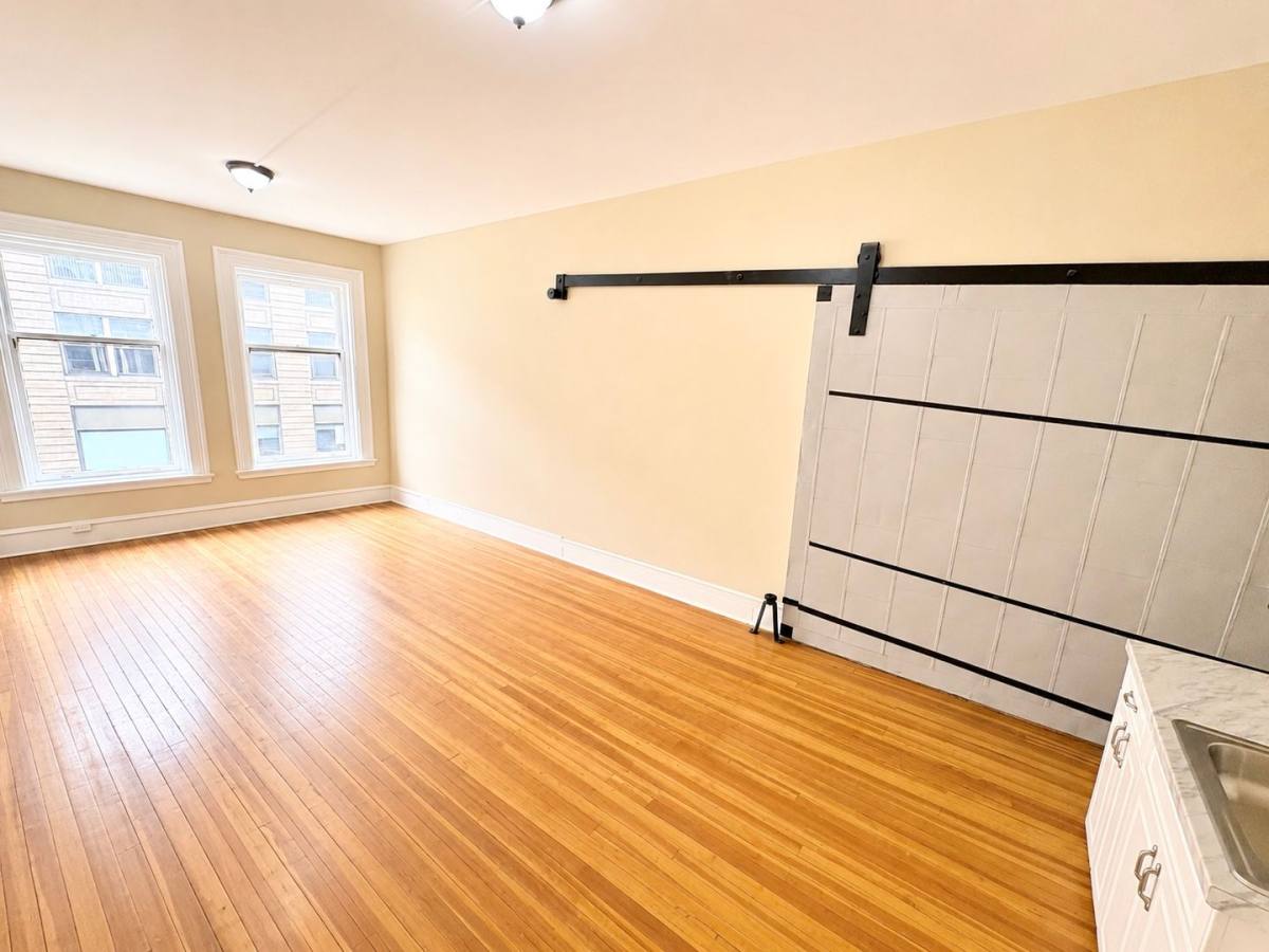 Apartment for rent at 105 Bank St, Waterbury, CT 06702