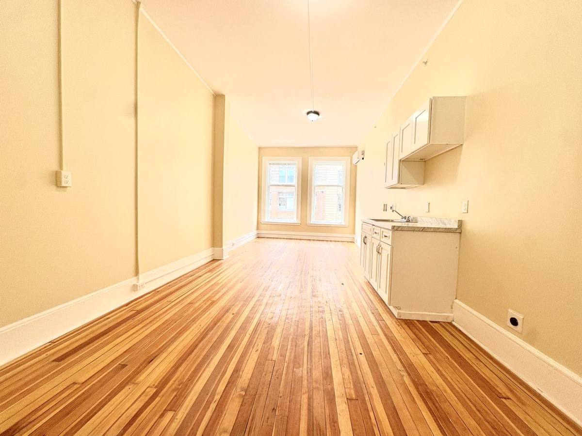 Apartment for rent at 105 Bank St, Waterbury, CT 06702