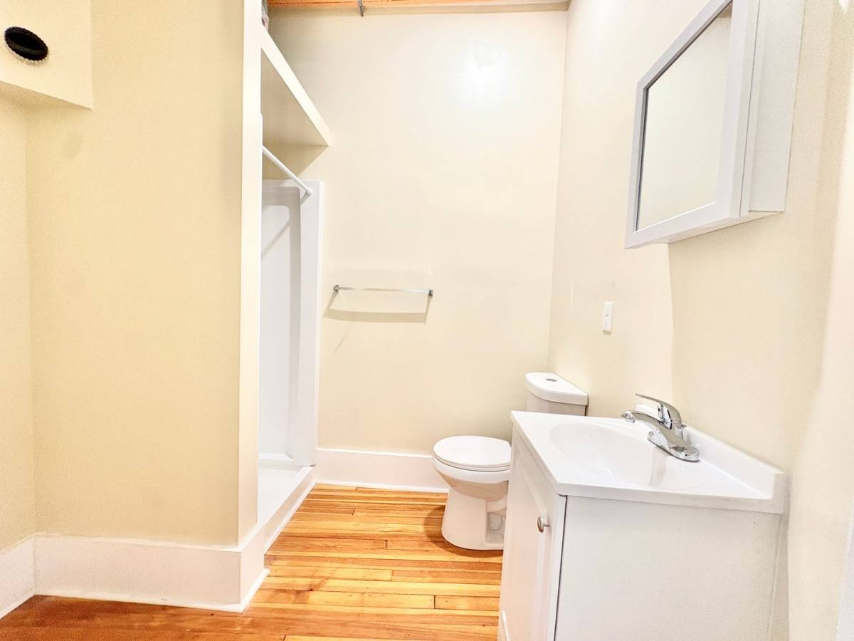 Apartment for rent at 105 Bank St, Waterbury, CT 06702