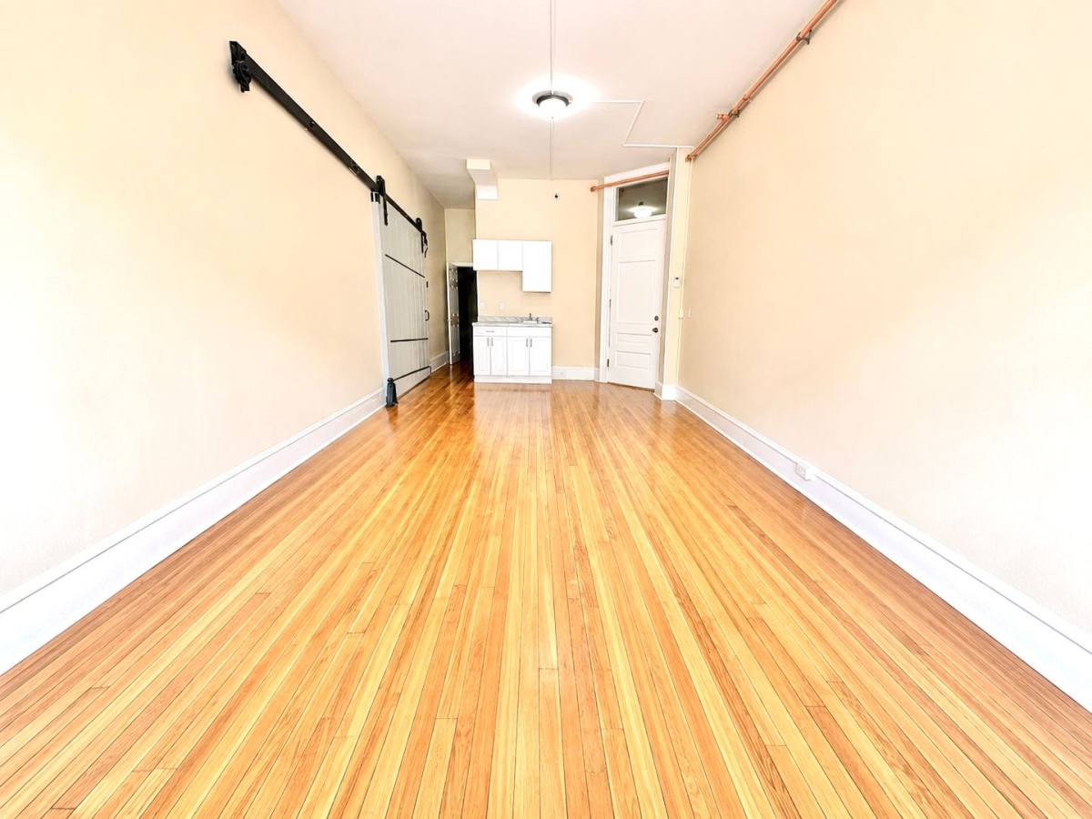 Apartment for rent at 105 Bank St, Waterbury, CT 06702