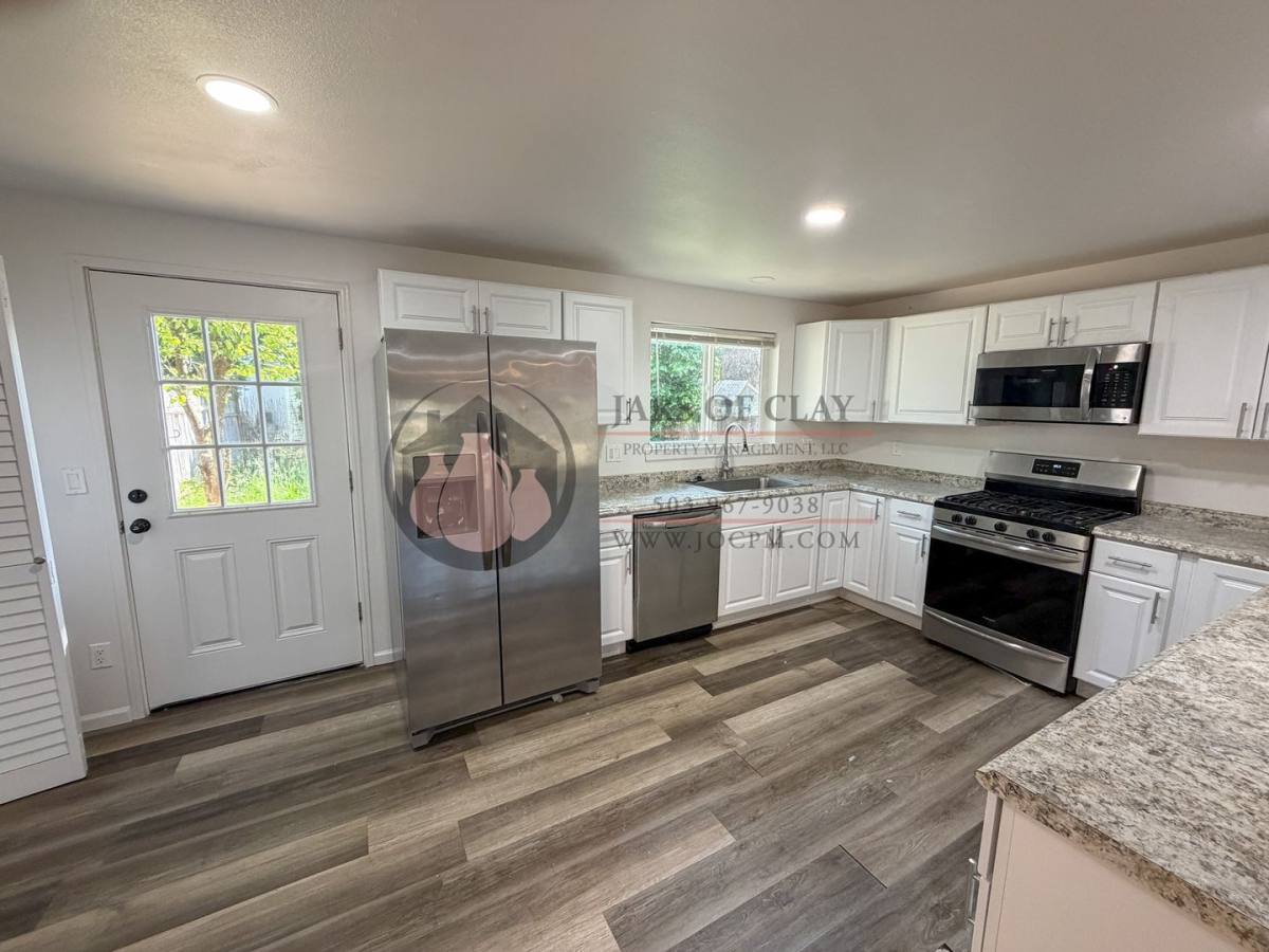 Apartment for rent at 6150 6160 Fircrest St SE, Salem, OR 97306