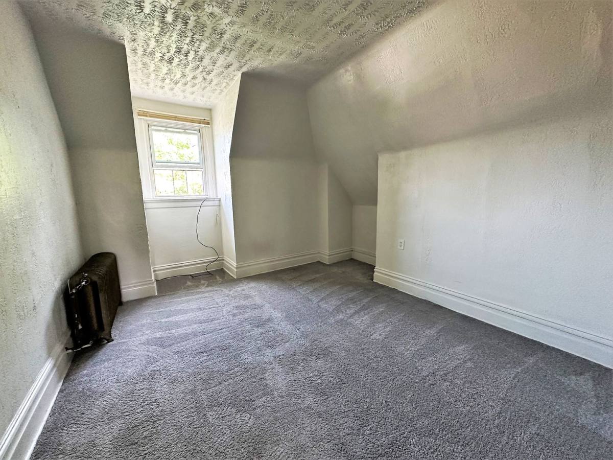 Townhouse for rent at 335 S Atlantic Ave, Pittsburgh, PA 15224