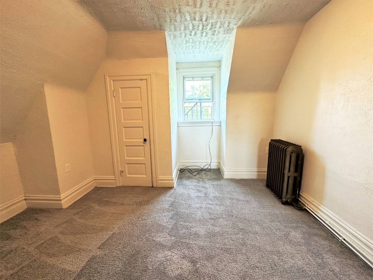 Townhouse for rent at 335 S Atlantic Ave, Pittsburgh, PA 15224
