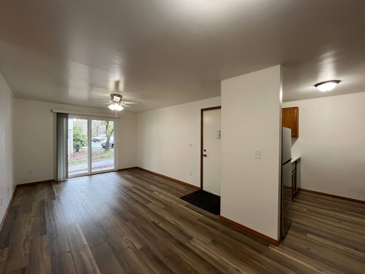 Condo for rent at 5482 SW Alger Ave, Beaverton, OR 97005