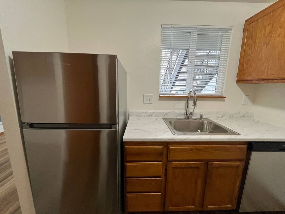 Condo for rent at 5482 SW Alger Ave, Beaverton, OR 97005