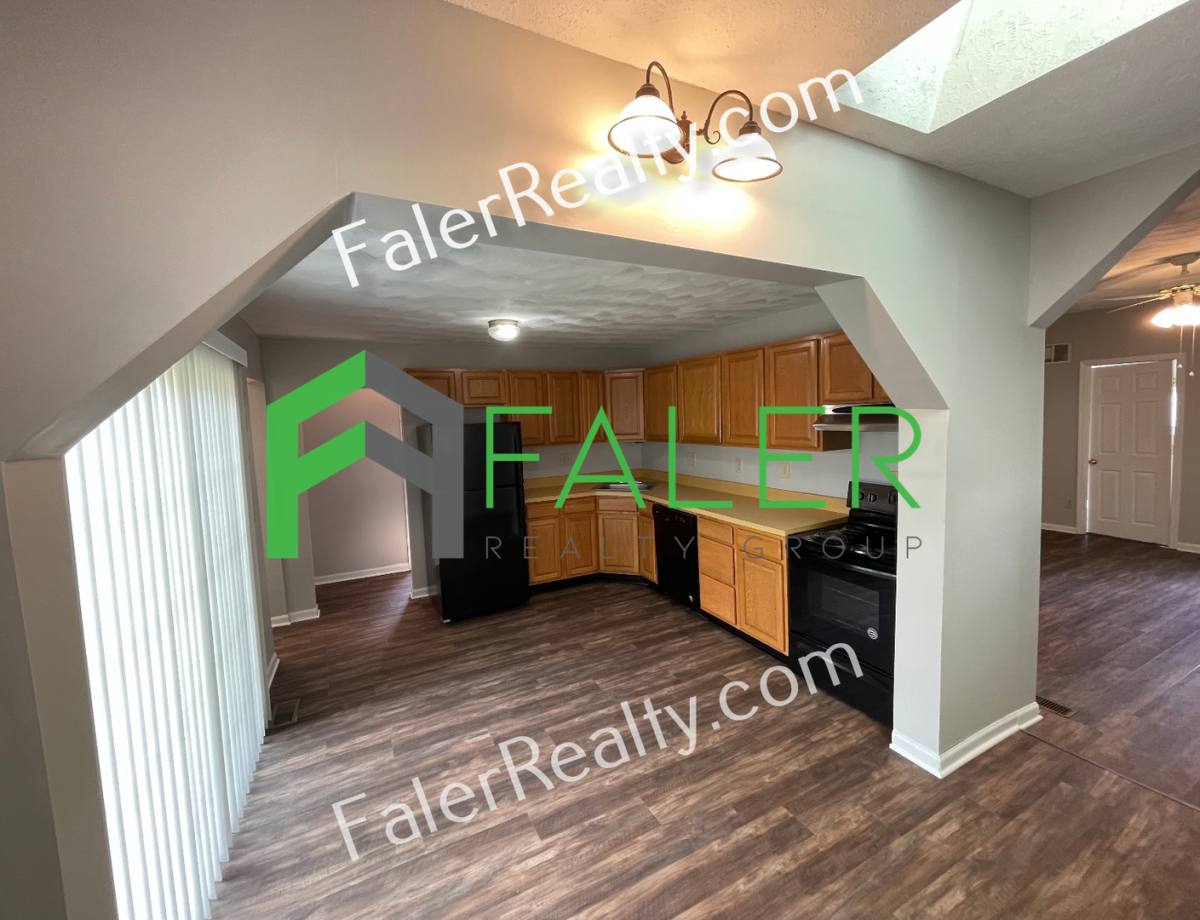 House for rent at 451 Cincinnati Ave, Xenia, OH 45385