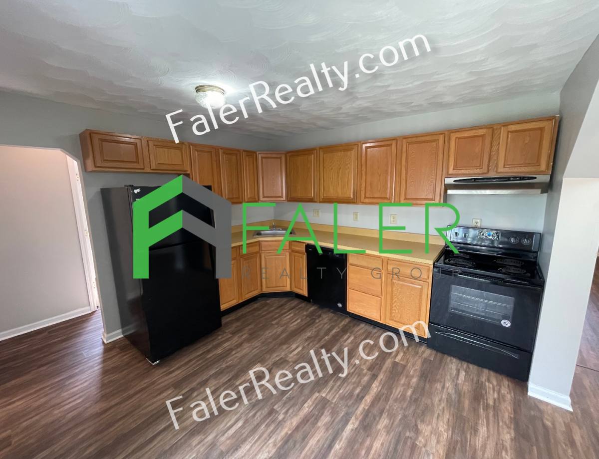 House for rent at 451 Cincinnati Ave, Xenia, OH 45385