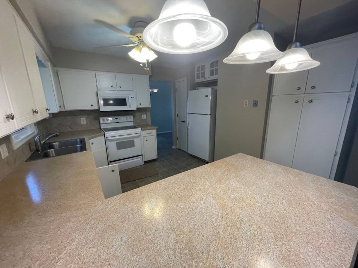 House for rent at 1405 Childs Rd E, Bellevue, NE 68123