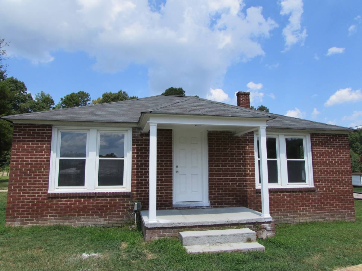 House for rent at 1740 Patterson St, China Grove, NC 28023