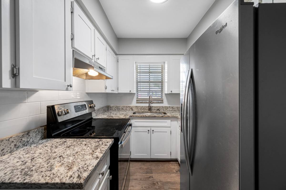 Apartment for rent at 621 88th Ave N, Saint Petersburg, FL 33702