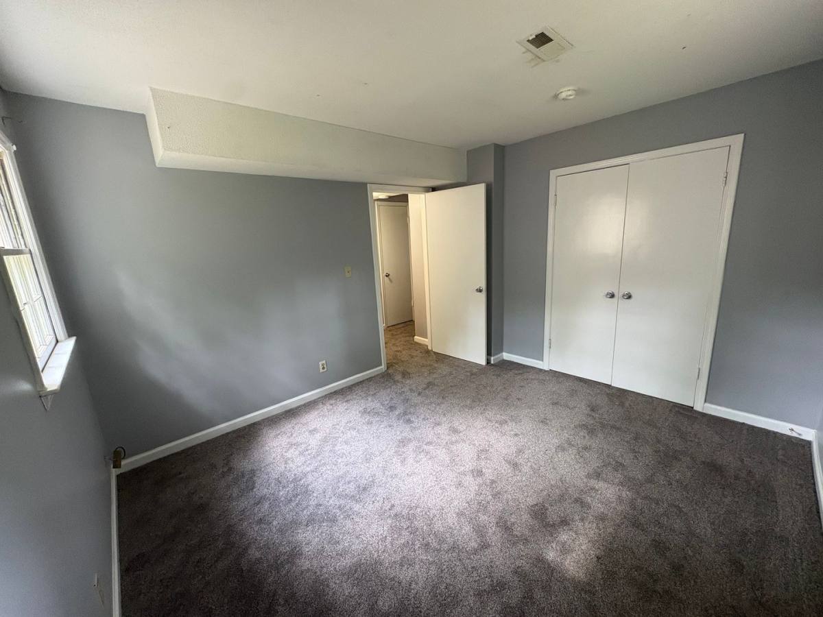 House for rent at 1740 Camden Rd, Winston Salem, NC 27103