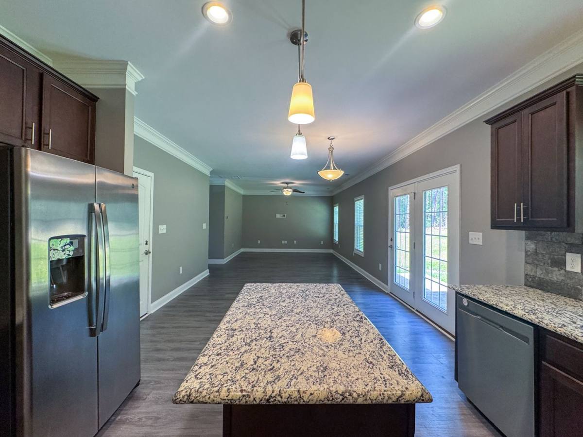 House for rent at 7550 Hillside Ave, Fayetteville, NC 28311