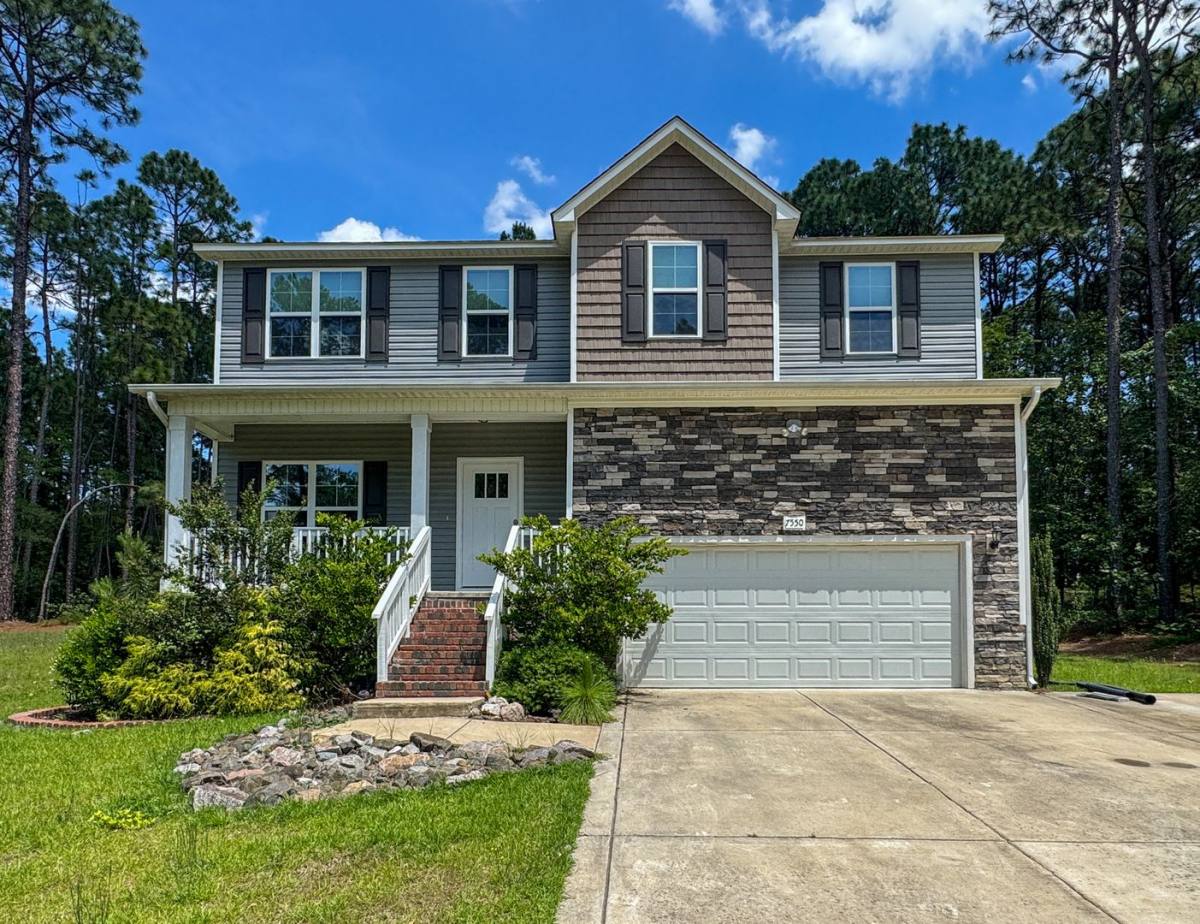 House for rent at 7550 Hillside Ave, Fayetteville, NC 28311