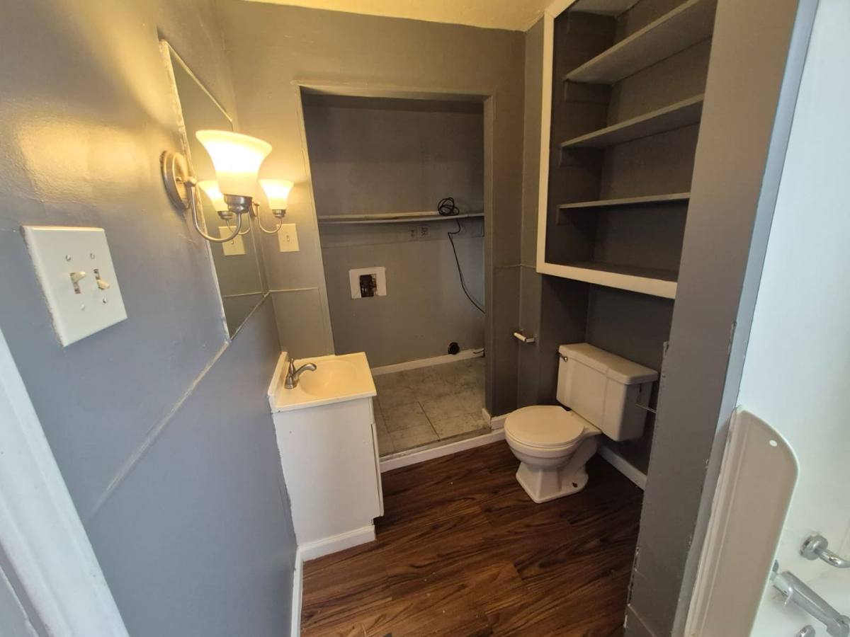Apartment for rent at 1704 Madison Ave, Covington, KY 41011