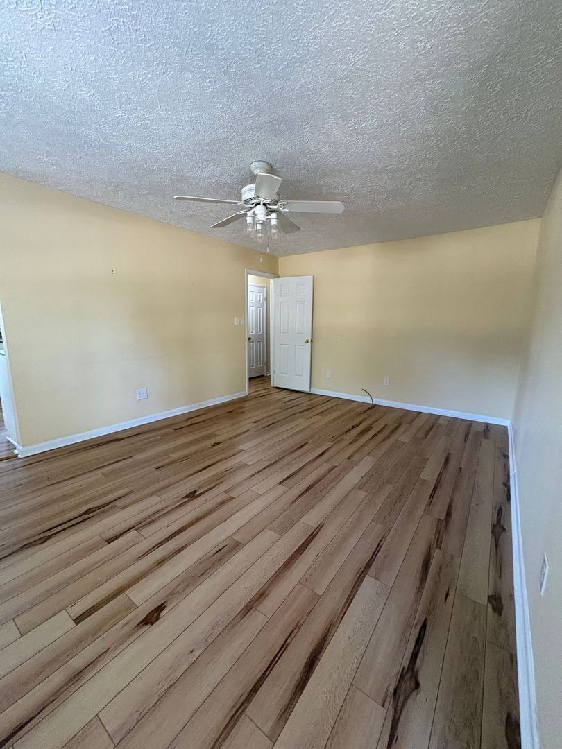 Apartment for rent at 11200 Southgates A Dr, Laurinburg, NC 28352