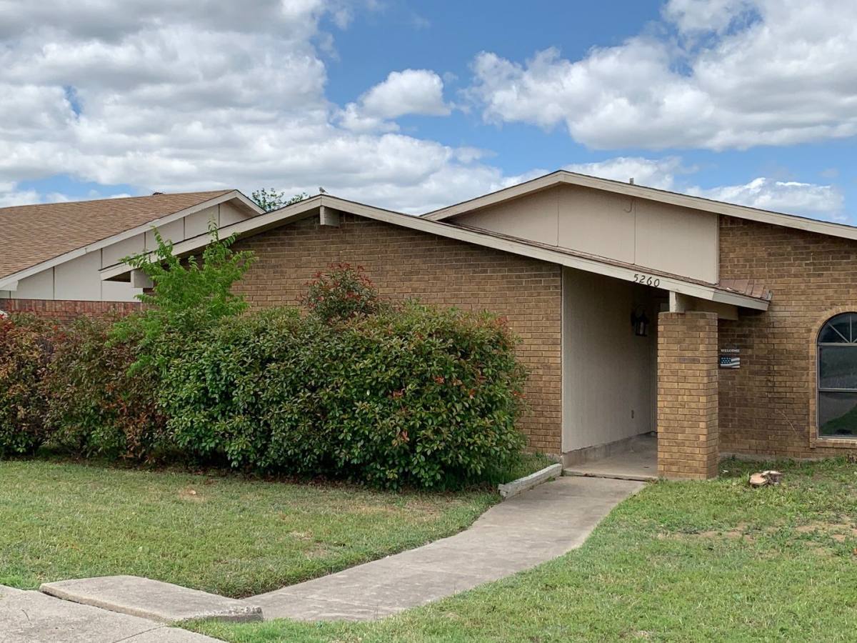 House for rent at 5260 Pruitt Dr, The Colony, TX 75056