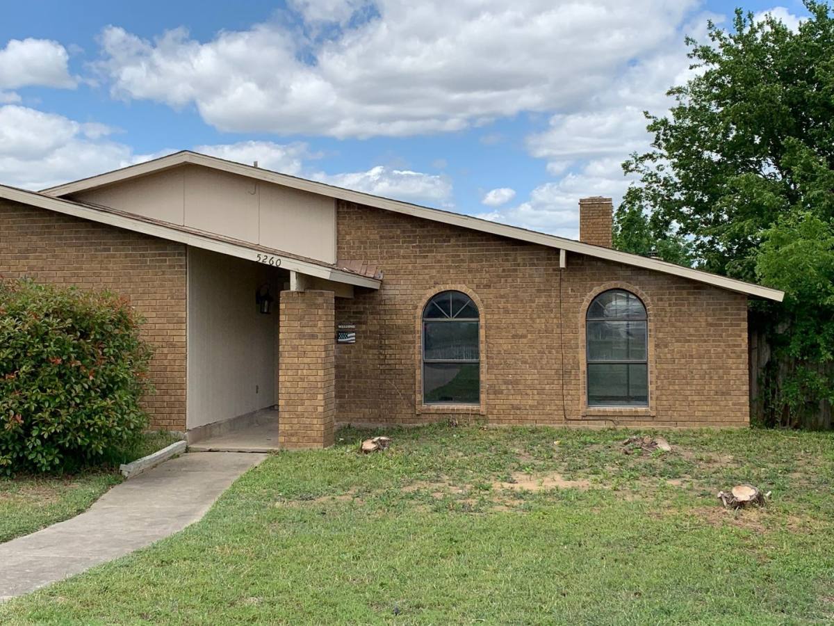 House for rent at 5260 Pruitt Dr, The Colony, TX 75056