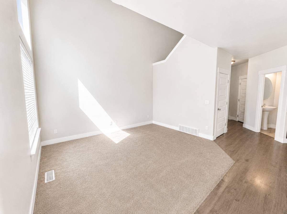 Townhouse for rent at 1727 N 3830 W, Lehi, UT 84043