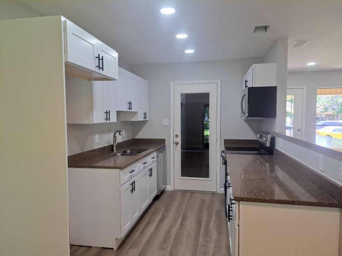 House for rent at 59082 Harvard St N, Irving, TX 75062