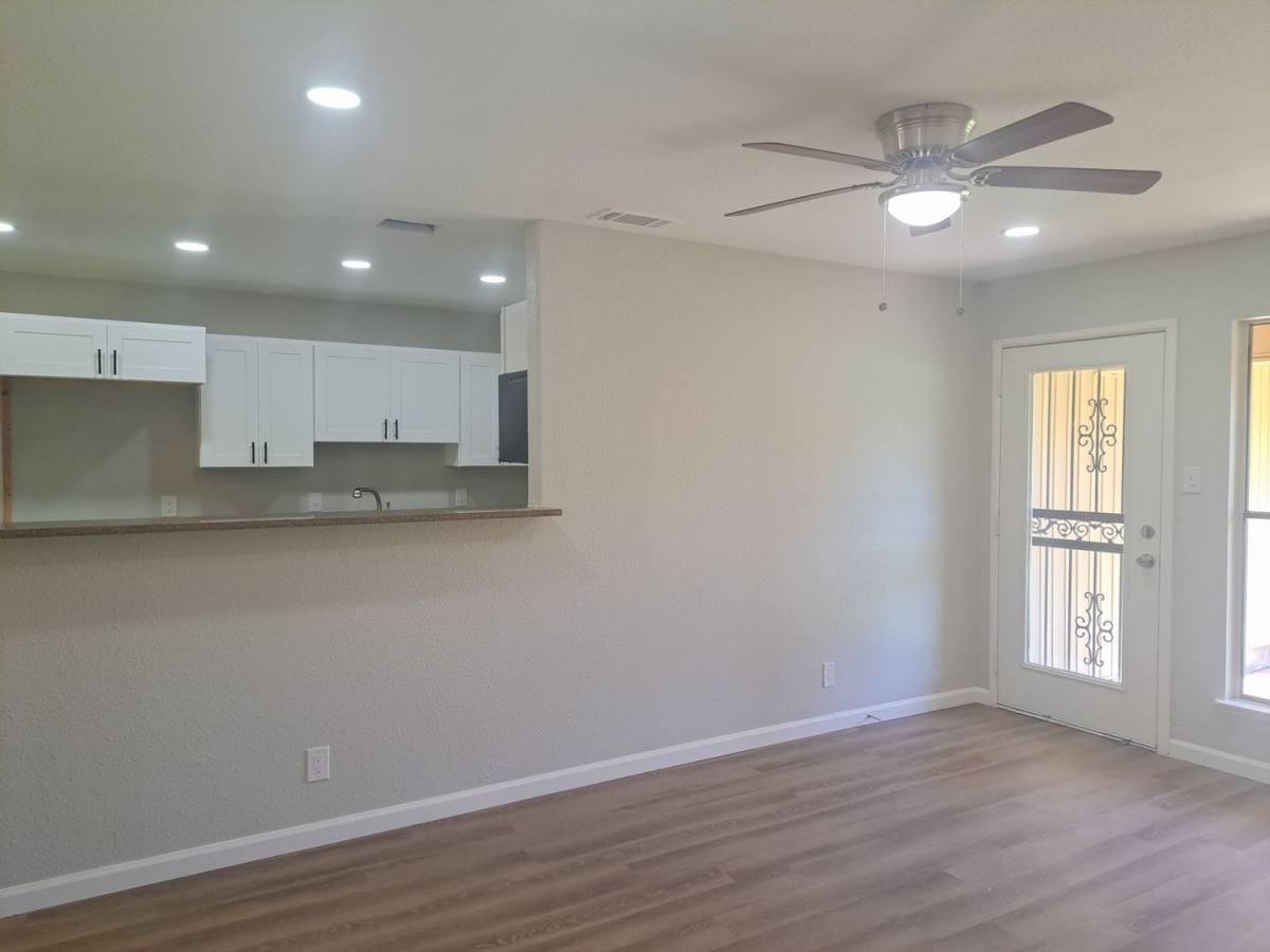 House for rent at 59082 Harvard St N, Irving, TX 75062