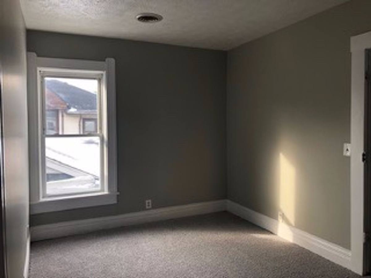 Apartment for rent at 612-616 S 10th St, Lafayette, IN 47905