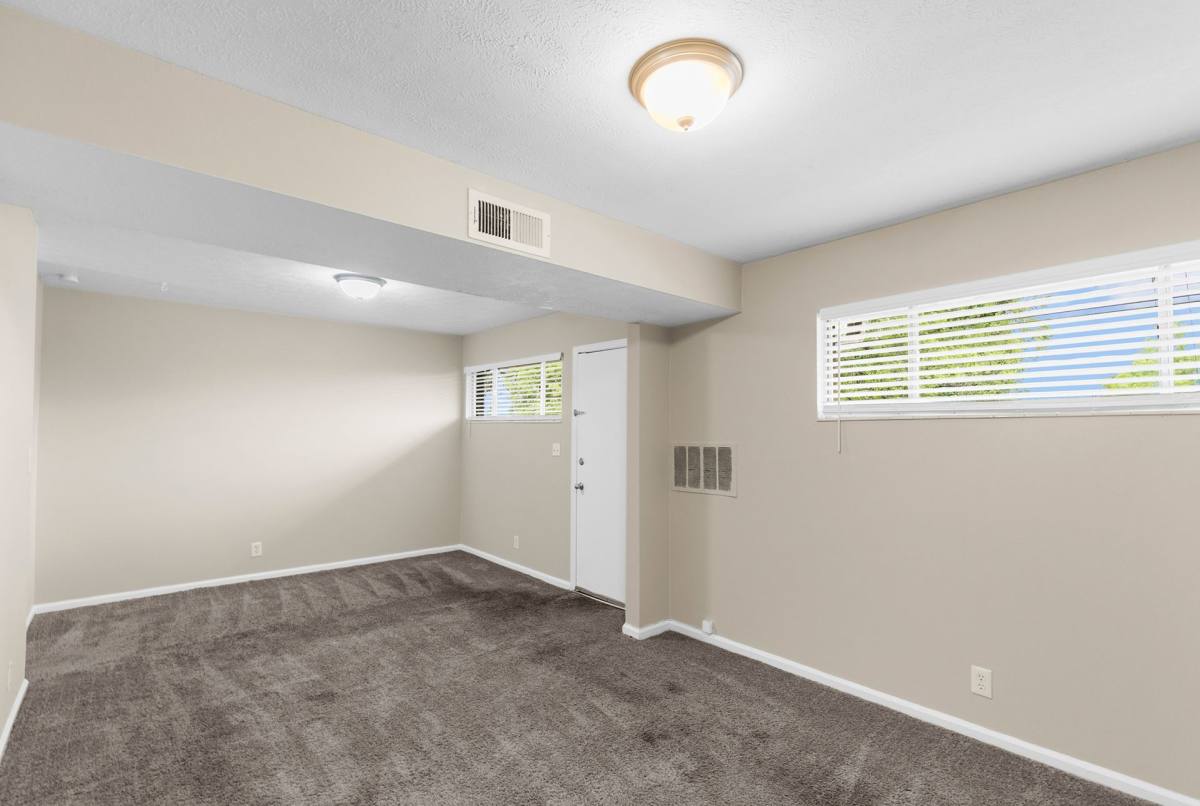 Apartment for rent at 2933 Clairmont Ave, Birmingham, AL 35205