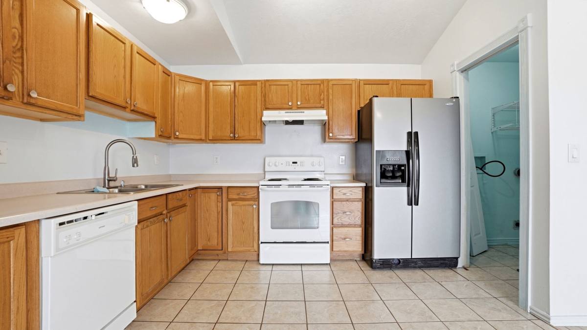 House for rent at 8061 W Copperfield Place, Magna, UT 84044