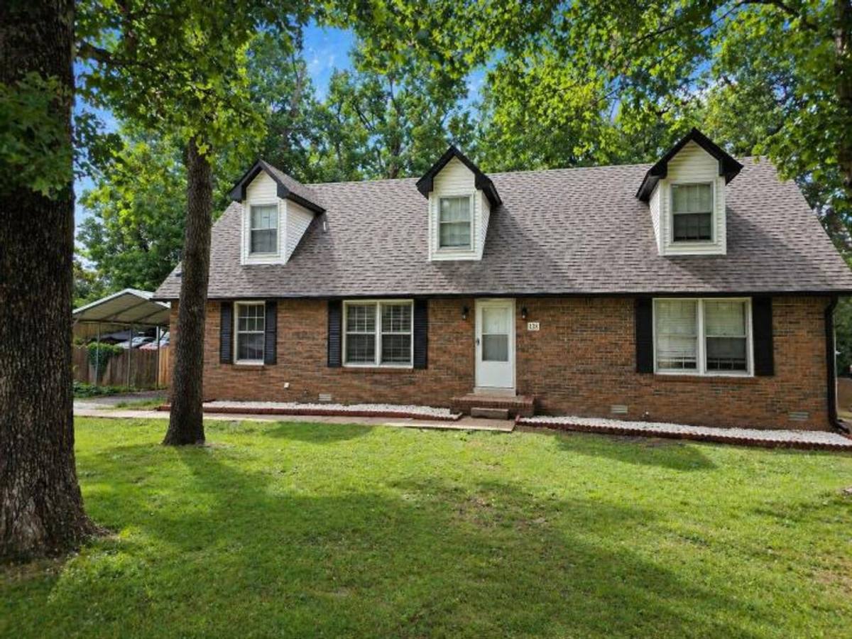 House for rent at 125 Mossland Dr, Clarksville, TN 37042