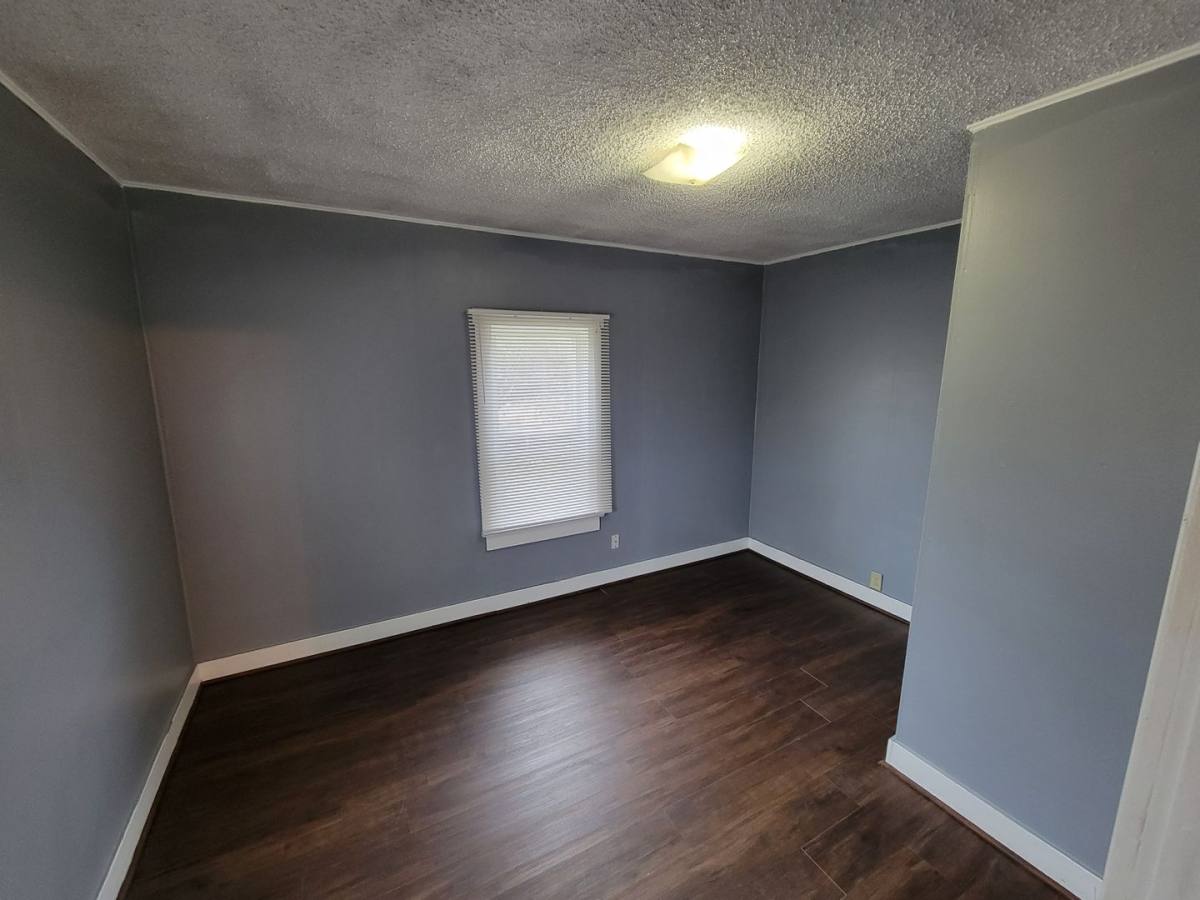 House for rent at 839 1st Ave N, Kent, WA 98032