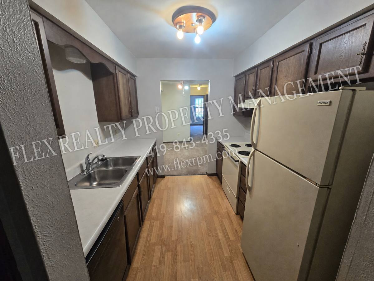Apartment for rent at 3353 W Laskey Rd, Toledo, OH 43623