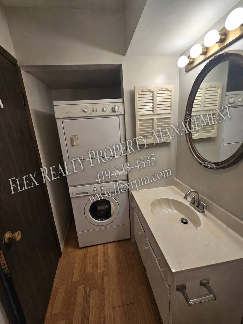 Apartment for rent at 3353 W Laskey Rd, Toledo, OH 43623