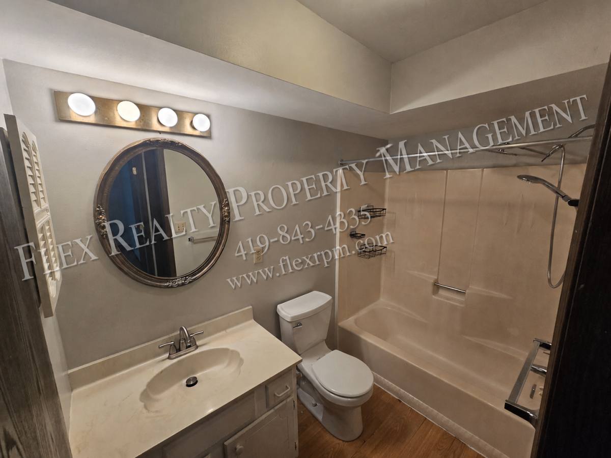 Apartment for rent at 3353 W Laskey Rd, Toledo, OH 43623