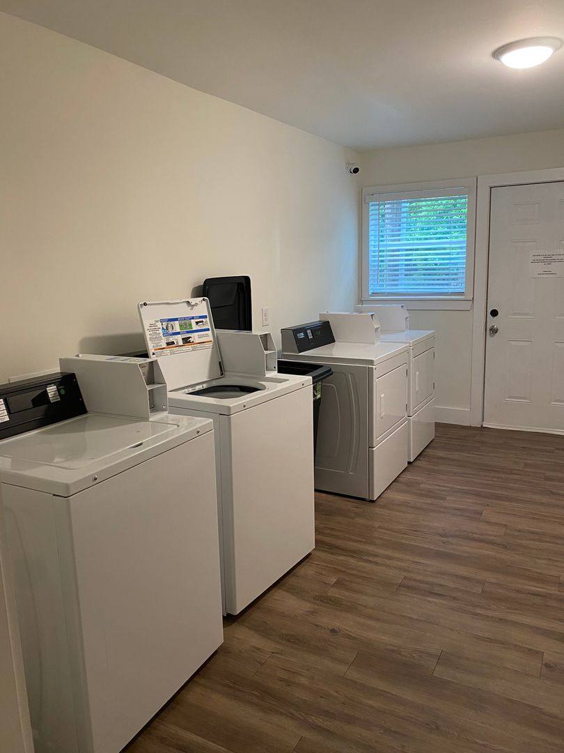 Apartment for rent at 4036 O'Hear Ave, North Charleston, SC 29405