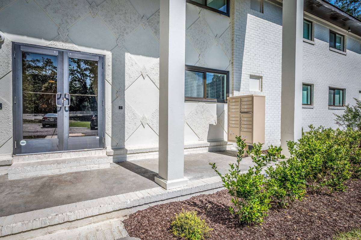 Apartment for rent at 4036 O'Hear Ave, North Charleston, SC 29405