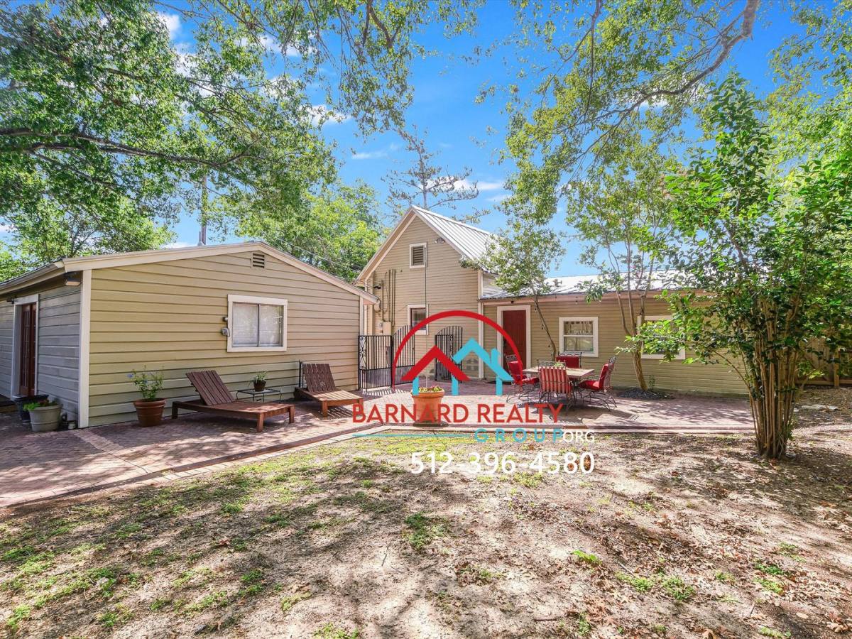 Apartment for rent at 1128 W Hopkins - Cottage, San Marcos, TX 78666