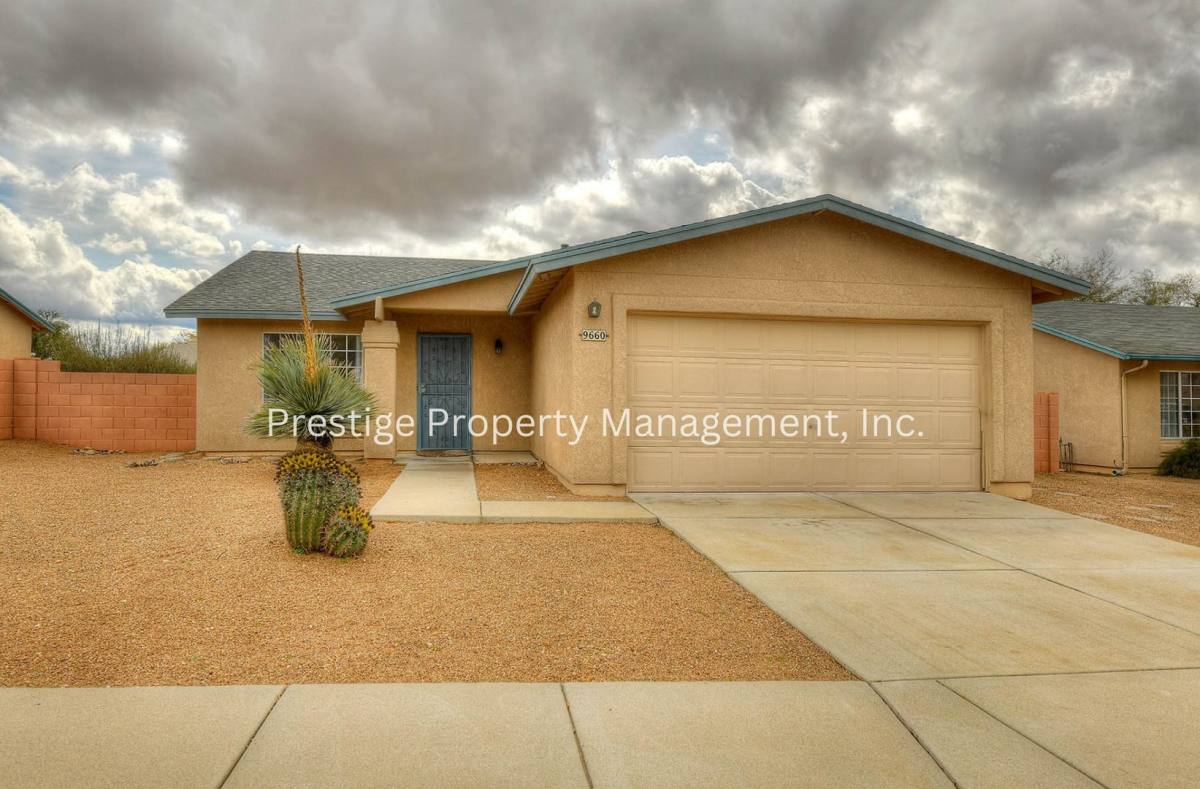 House for rent at 9660 E Azuma Way, Tucson, AZ 85747