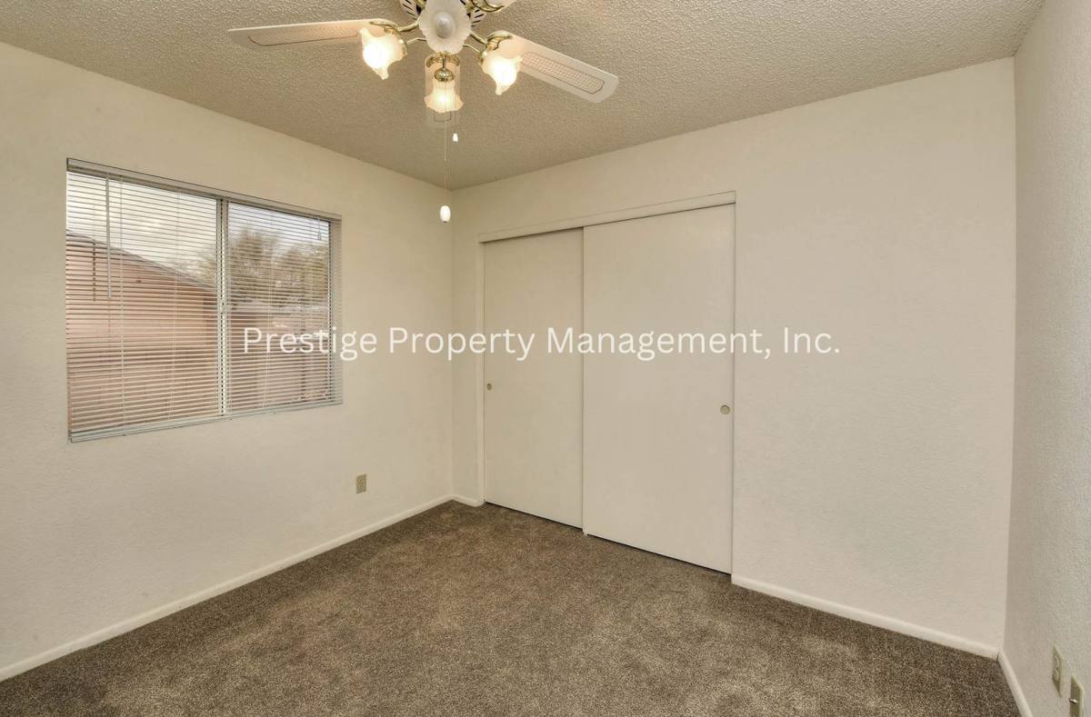 House for rent at 9660 E Azuma Way, Tucson, AZ 85747