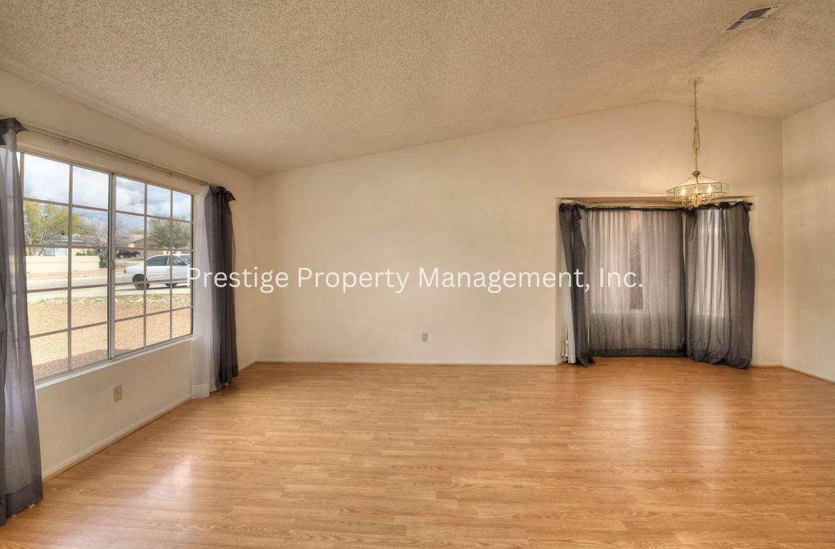 House for rent at 9660 E Azuma Way, Tucson, AZ 85747