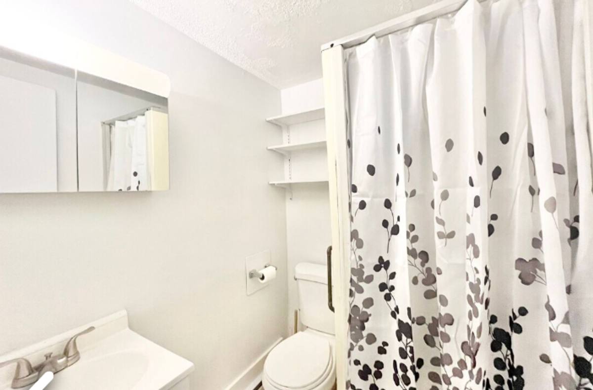 Apartment for rent at 38 Sherman St, Burlington, VT 05401