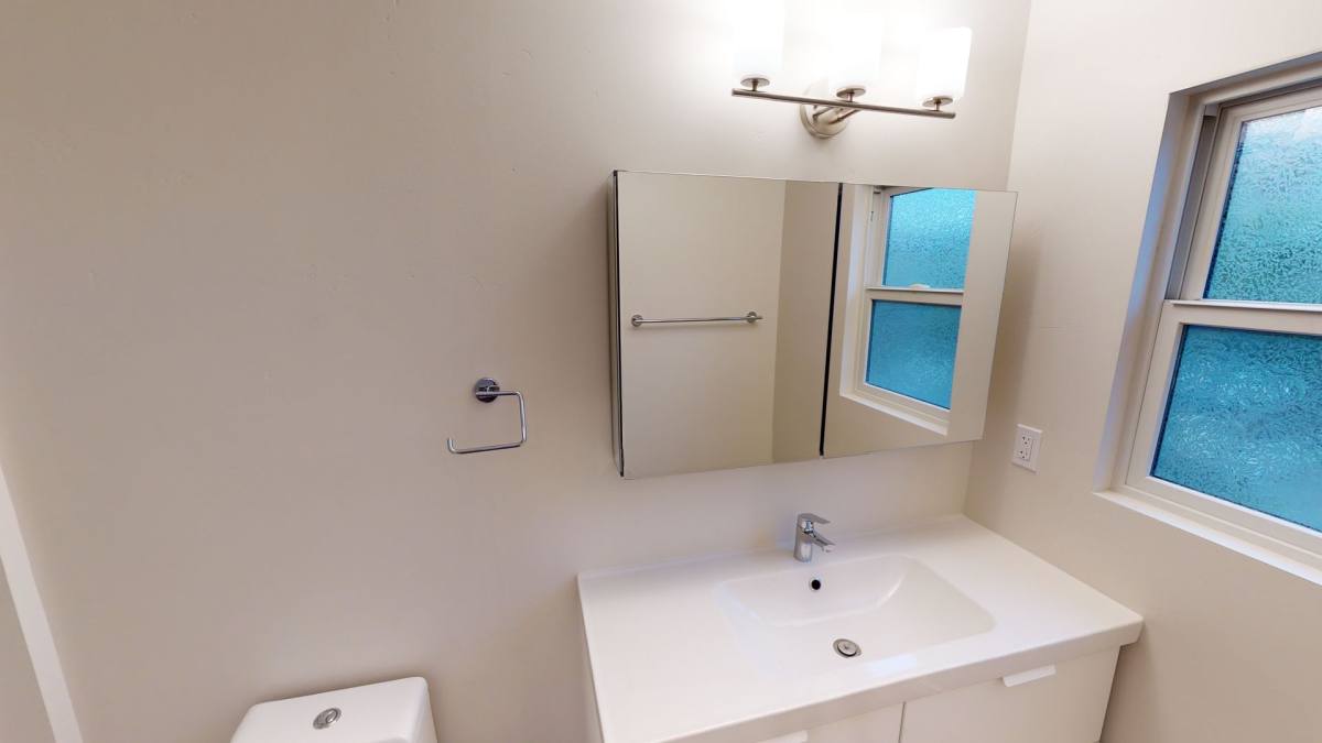 Apartment for rent at 172 C Ave #5, Coronado, CA 92118
