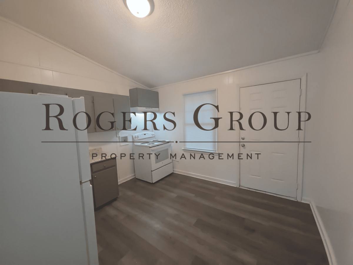 Apartment for rent at 240-242 Crozier St, Henderson, NC 27536