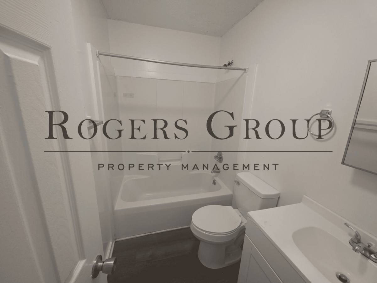 Apartment for rent at 240-242 Crozier St, Henderson, NC 27536