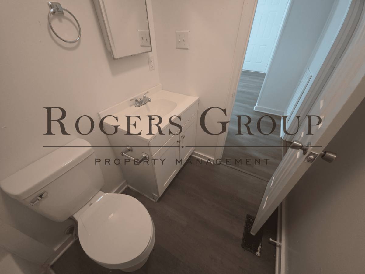 Apartment for rent at 240-242 Crozier St, Henderson, NC 27536